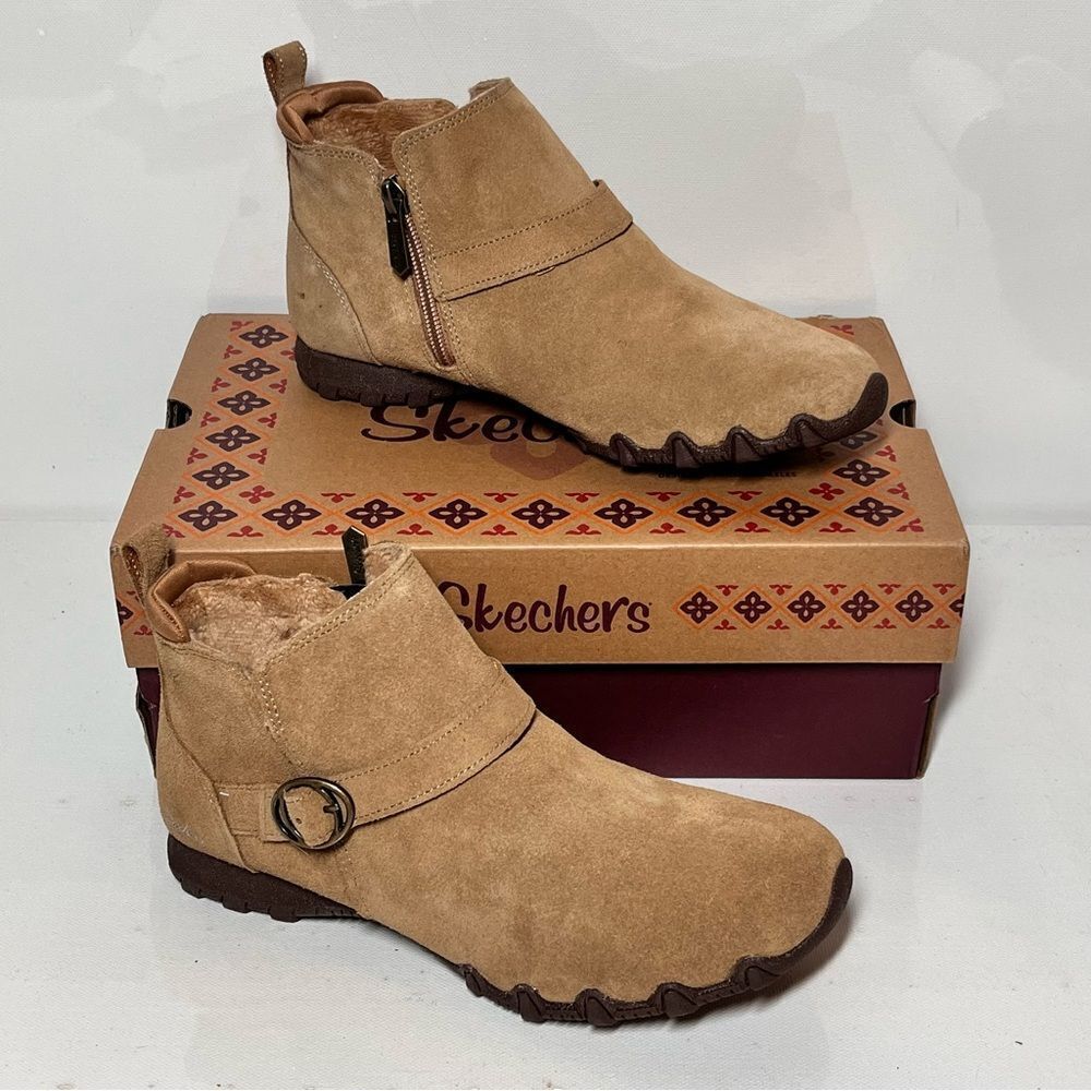 Skechers Class Bikers Lite Suede Ankle Boots